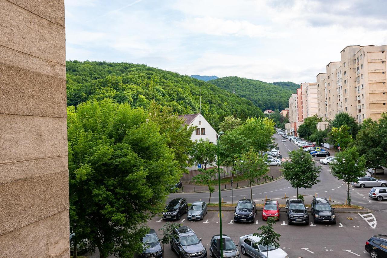 Ferienwohnung Metropolitan Wildscape View Brașov Exterior foto